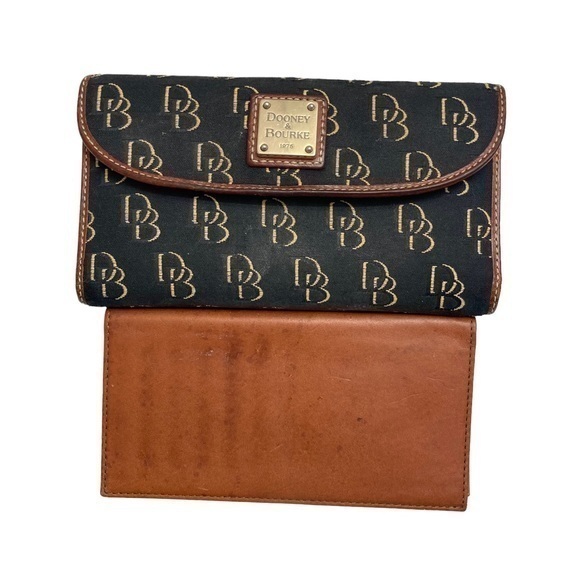 Dooney and Bourke 2 piece wallet set black brown